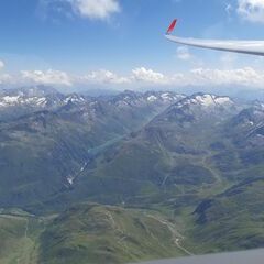 Verortung via Georeferenzierung der Kamera: Aufgenommen in der Nähe von Uri, Schweiz in 3600 Meter